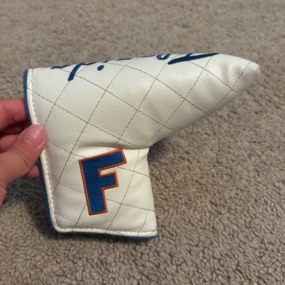EP Pro White and Blue Putter Cover